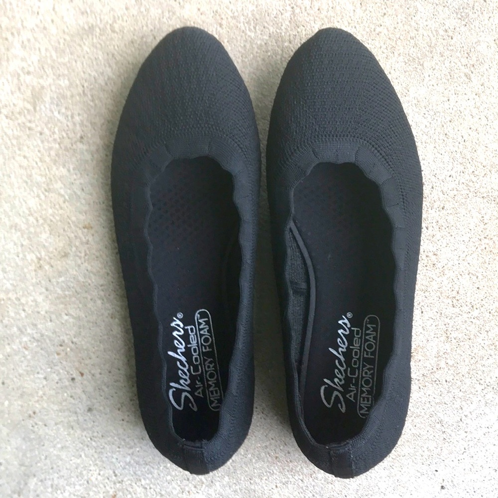 Skechers Women's Cleo 2.0-Love Spell Scalloped Knit Black Slip-On Ballet Flats